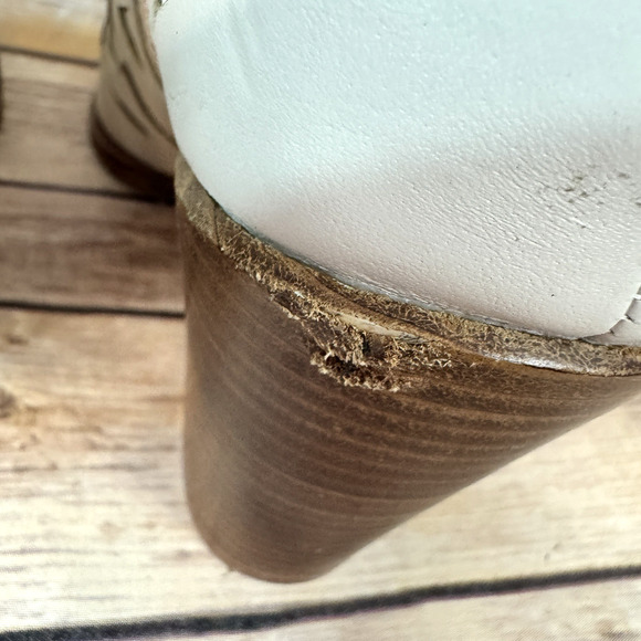 Gianni Bini GB Womens Beige Boho Western Block Heel Ankle Boots 11M - Picture 9 of 9